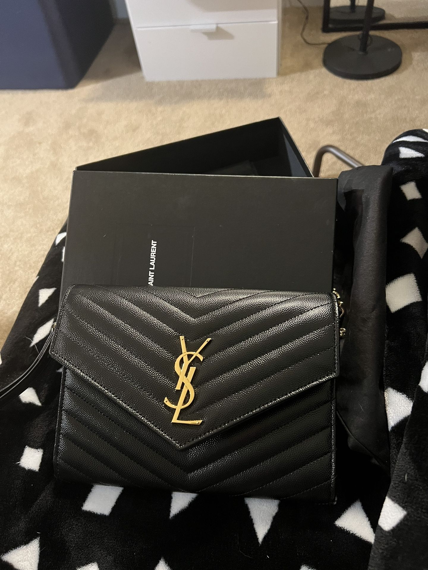 YSL Clutch Authentic 