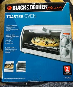 New in Box BLACK & DECKER Home Countertop Oven Classic Silver Model: TRO480