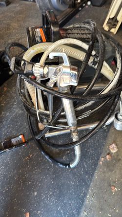 A paint spray gun