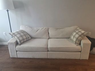 Couch and 2 cushions