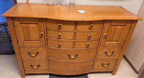 Pine Wood Dresser with Multiple Drawers