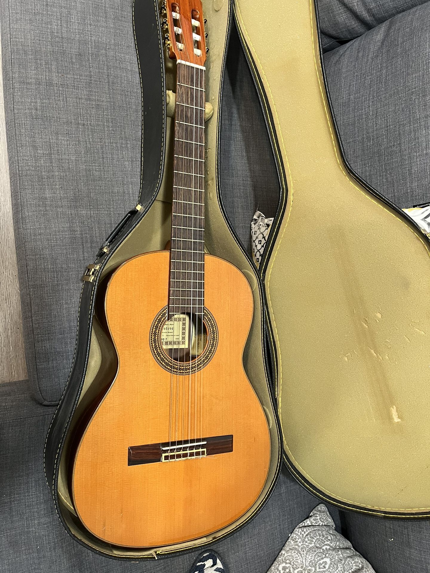 1997 ESTEVE 1GRO7 Natural Classic Acoustics Guitar