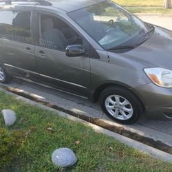 2006 Toyota Sienna