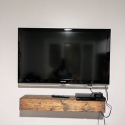 50 Inch Samsung Flat Screen TV