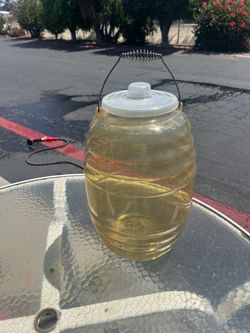 Vitrolero jug