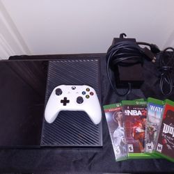 Xbox One With Accessories And Extras 