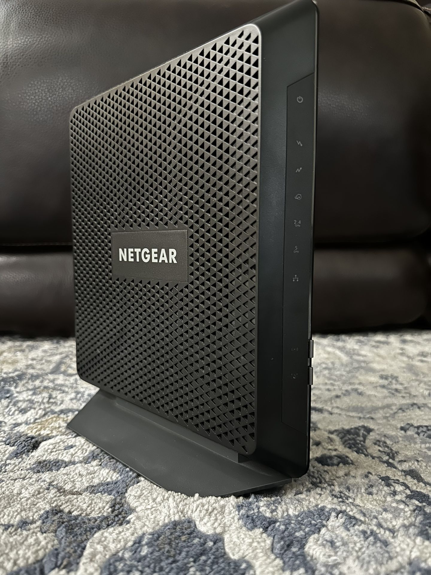 Netgear Nighthawk AC1900 Internet Modem and Router
