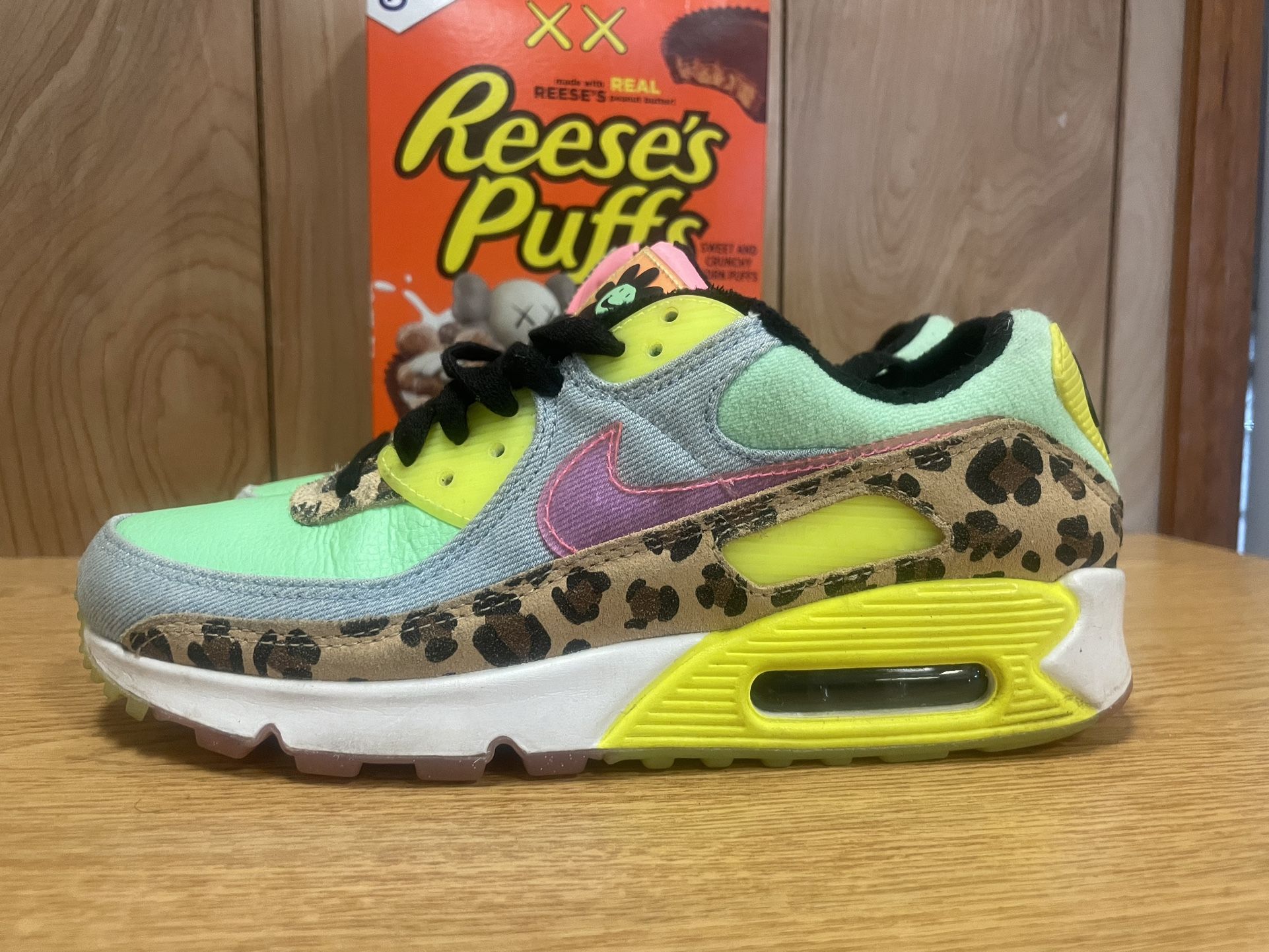 WMNS air Max 90 LX lllusion Green Size
