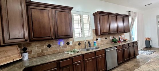 Kitchen cabinets / master room bathroom