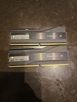 Selling my RAM 64GB. G. Skill Trident Z5 DDR5 64GB (2x32) 6000Mhz RAM - Like new