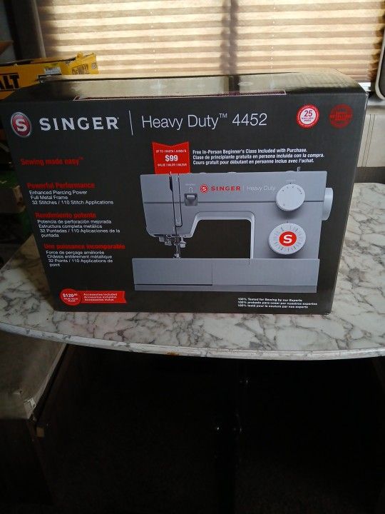 Singer Sewing Machine