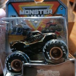 Rare black pearl monster jam $15