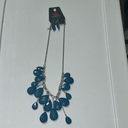 Paparazzi Blue Teardrop Necklace and Earring Set