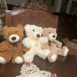 3 Teddy Bears 
