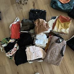 Women’s Clothing (Jeans, Pants, Tops, Etc.)