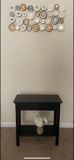 Black Table With Included Wall Mirror Piece 