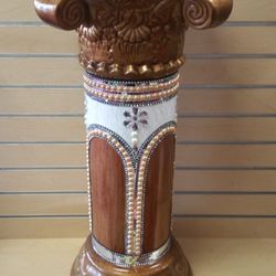 Ceramic Pedestal / Stand ( NEW ) office, House, Home