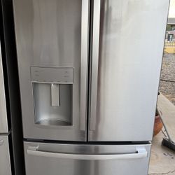 Refrigerator General Electric Counter Depth 