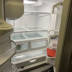 Whirlpool Refrigerator 