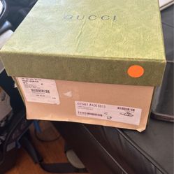 Gucci Unisex Sold Out Slides 