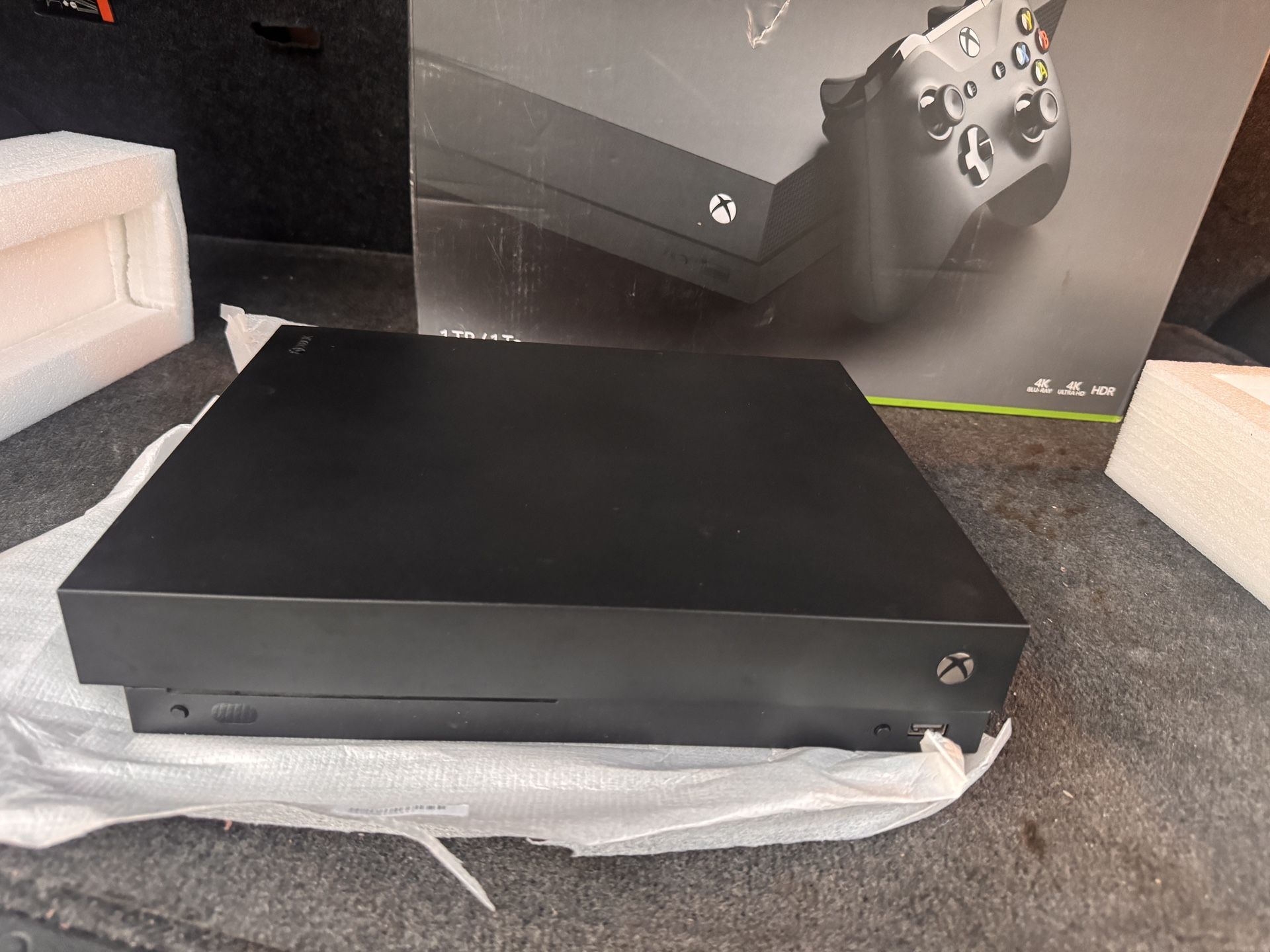 Xbox One X