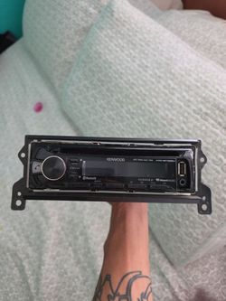 Kenwood KDC-BT362U Car Stereo Receiver