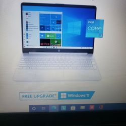 HP 15.6" laptop 8 gig memory 256 gig solid state drive