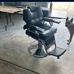 Barber chair