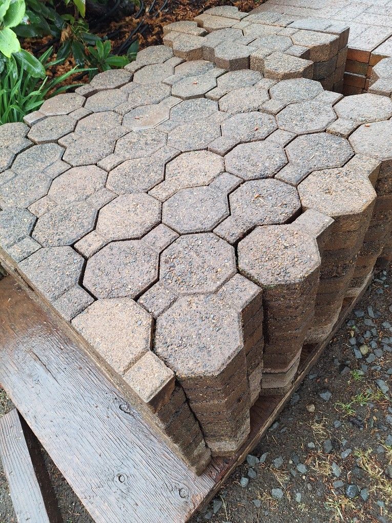 Get Your New Patio Today! 602 Fancy Pavers.