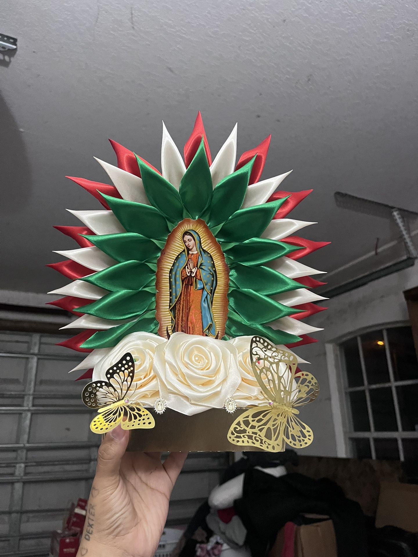 Virgen Bouquet 