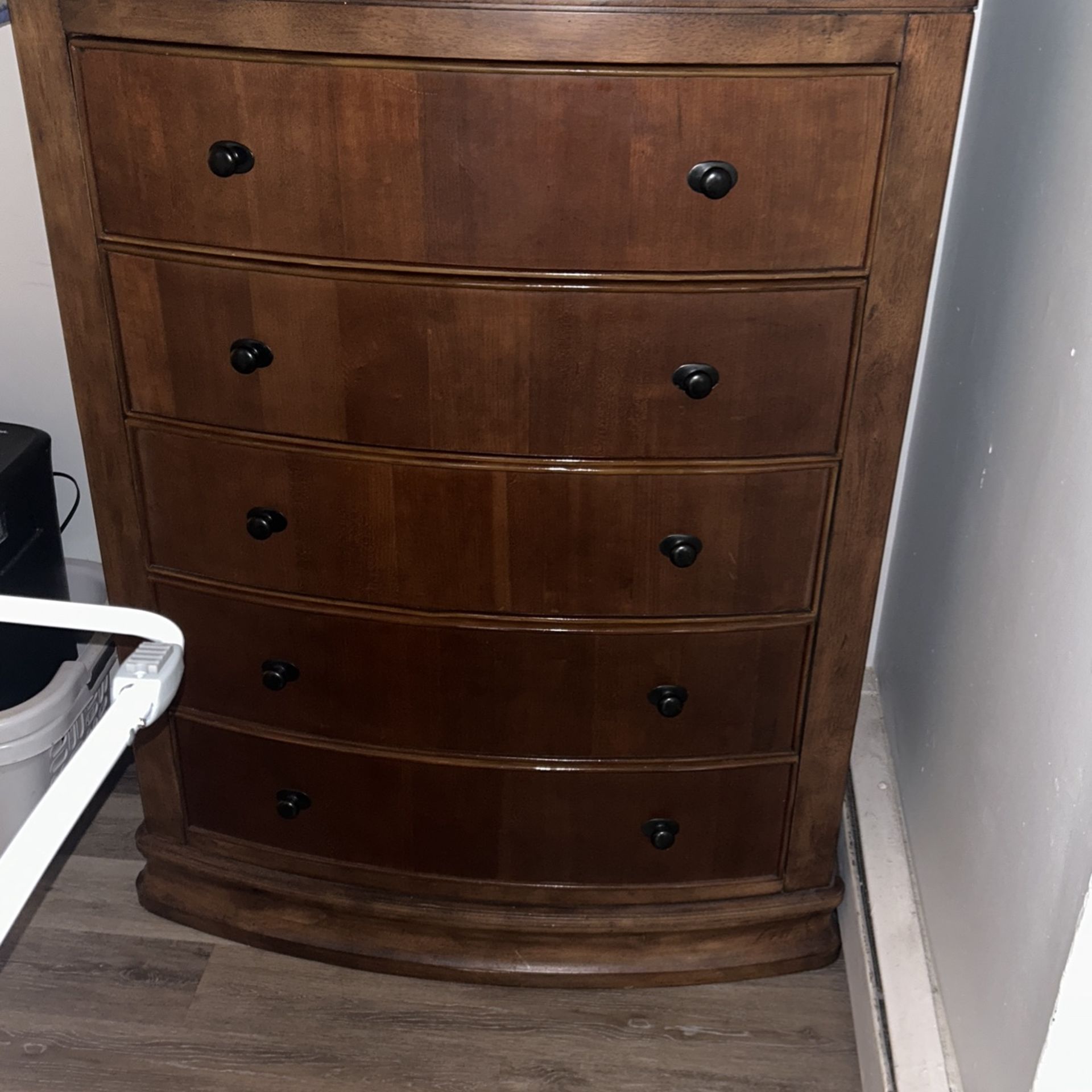 Wood Dresser