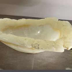 Onyx Bowl Centerpiece 