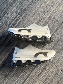 LightSpray Cloudmonster 3 Hyper - On Running Shoes