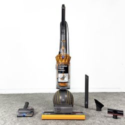 Dyson Ball Multifloor 2 Vacuum Cleaner w/ attachments