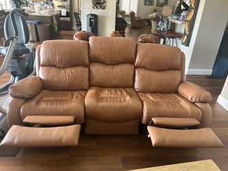 84x60 Reclining couch and matching reclining loveseat