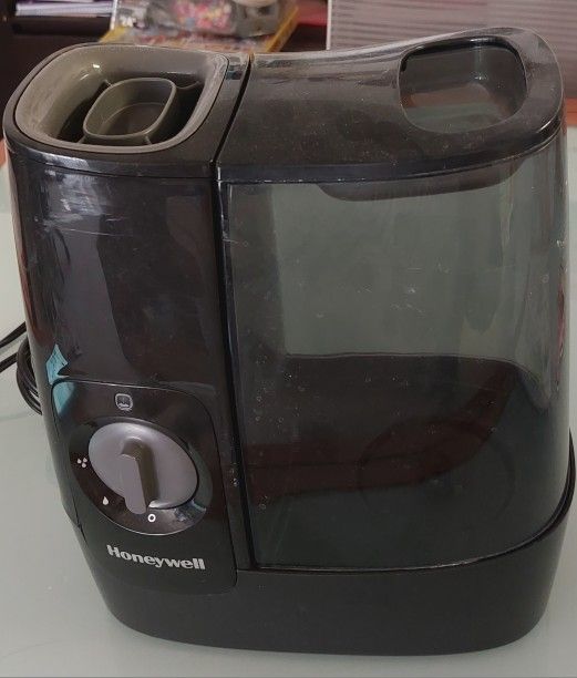 Honeywell Warm Mist Humidifier Essential oil cup, Filter Free - Black