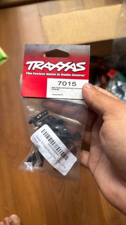 Traxxas mini erevo body mounts