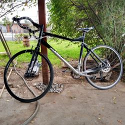 Giant Yukon Gravel Bike