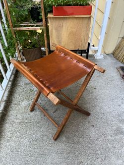 Chic Leather chair
