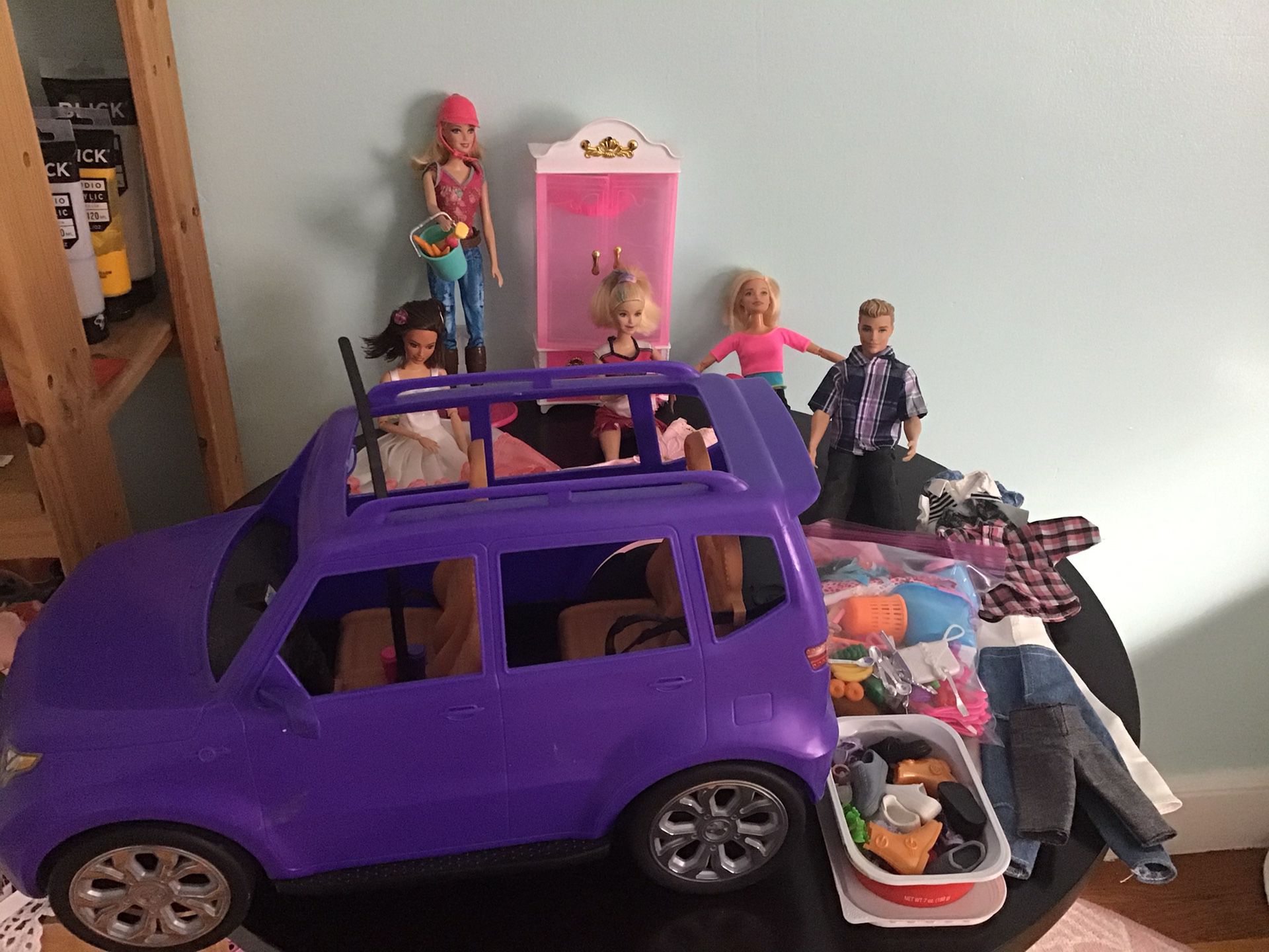 Set of 5 Barbies dolls with clothes,accessories and car!!!
