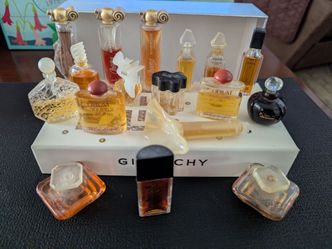 Vintage mini perfume bottles