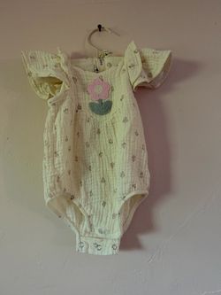 Baby Girl  3 -6 months