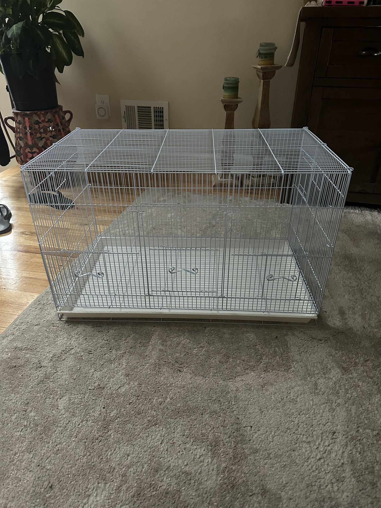 New Large Bird Cage With Accessories 18 Inch Wide 30 Inch L