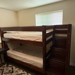Bunk Bed With High Quality Mattresses 