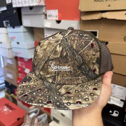 Supreme BB Simon Studded Camo Hat