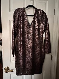 Charlotte Russe Dress size L, New with Tag/not used