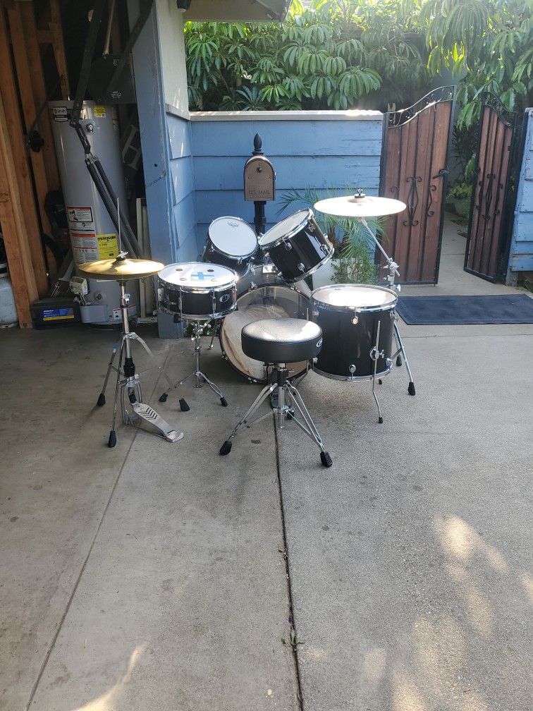 DP Drumset