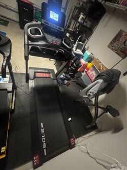 Sole F63 Treadmill – Incline 15