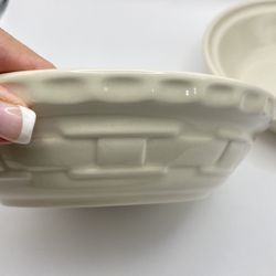 VTG LONGABERGER SET OF 2 IVORY VITRIFIED POTTERY BOWL /BAKING PIE DISHES PERFECT CONDITION 7.25” D