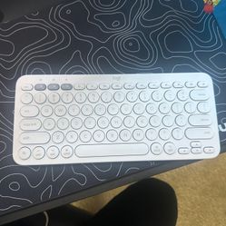 Logitech K380 Bluetooth Keyboard